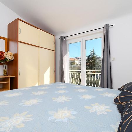 Apartments Biserka - 50 M From Beach Trogir Ngoại thất bức ảnh