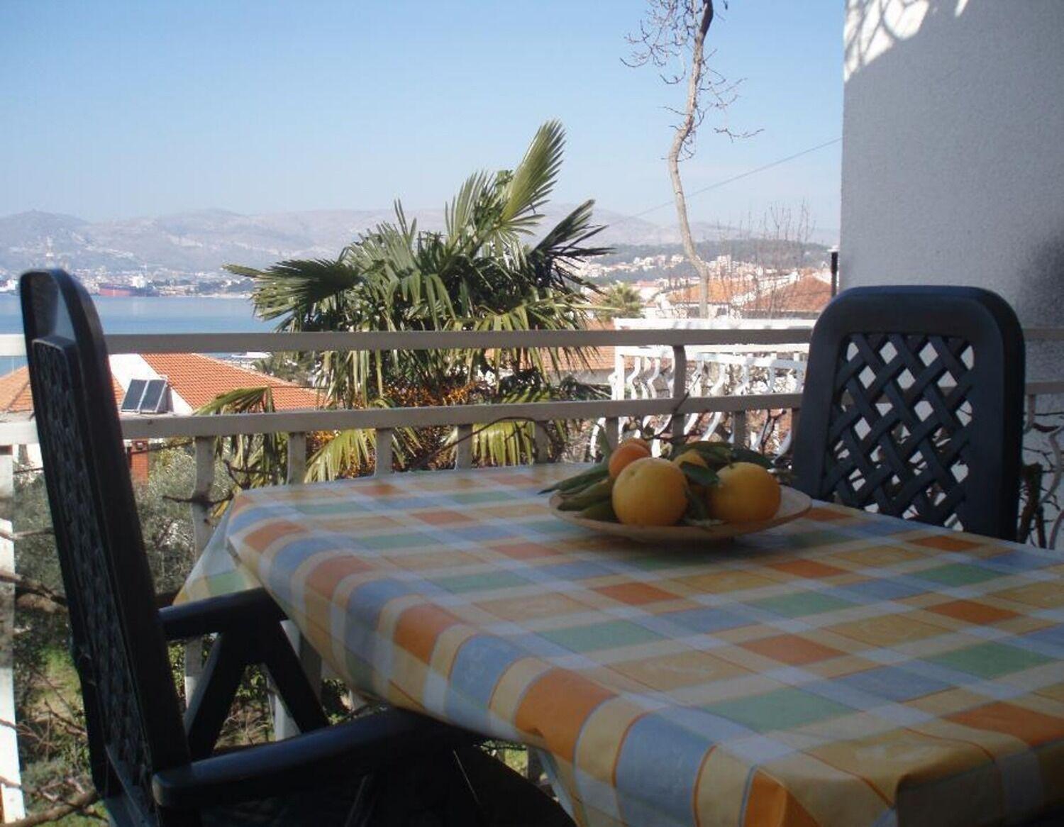 Apartments Biserka - 50 M From Beach Trogir Ngoại thất bức ảnh