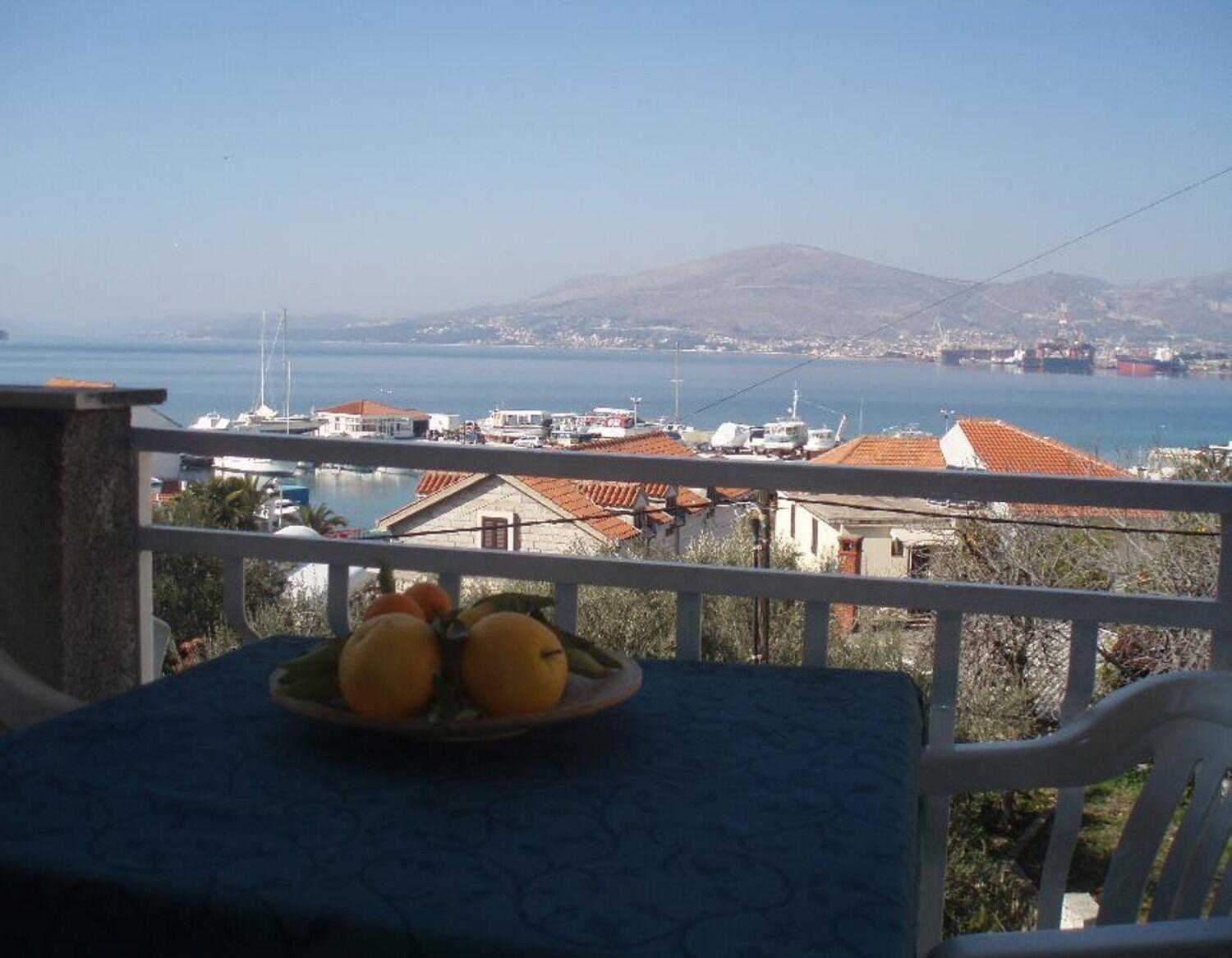 Apartments Biserka - 50 M From Beach Trogir Ngoại thất bức ảnh