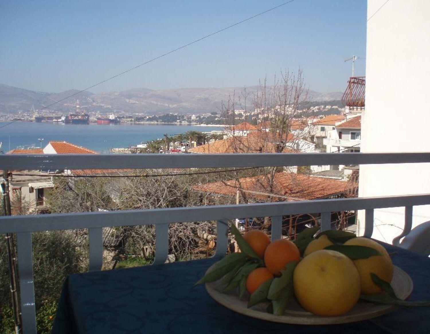 Apartments Biserka - 50 M From Beach Trogir Ngoại thất bức ảnh