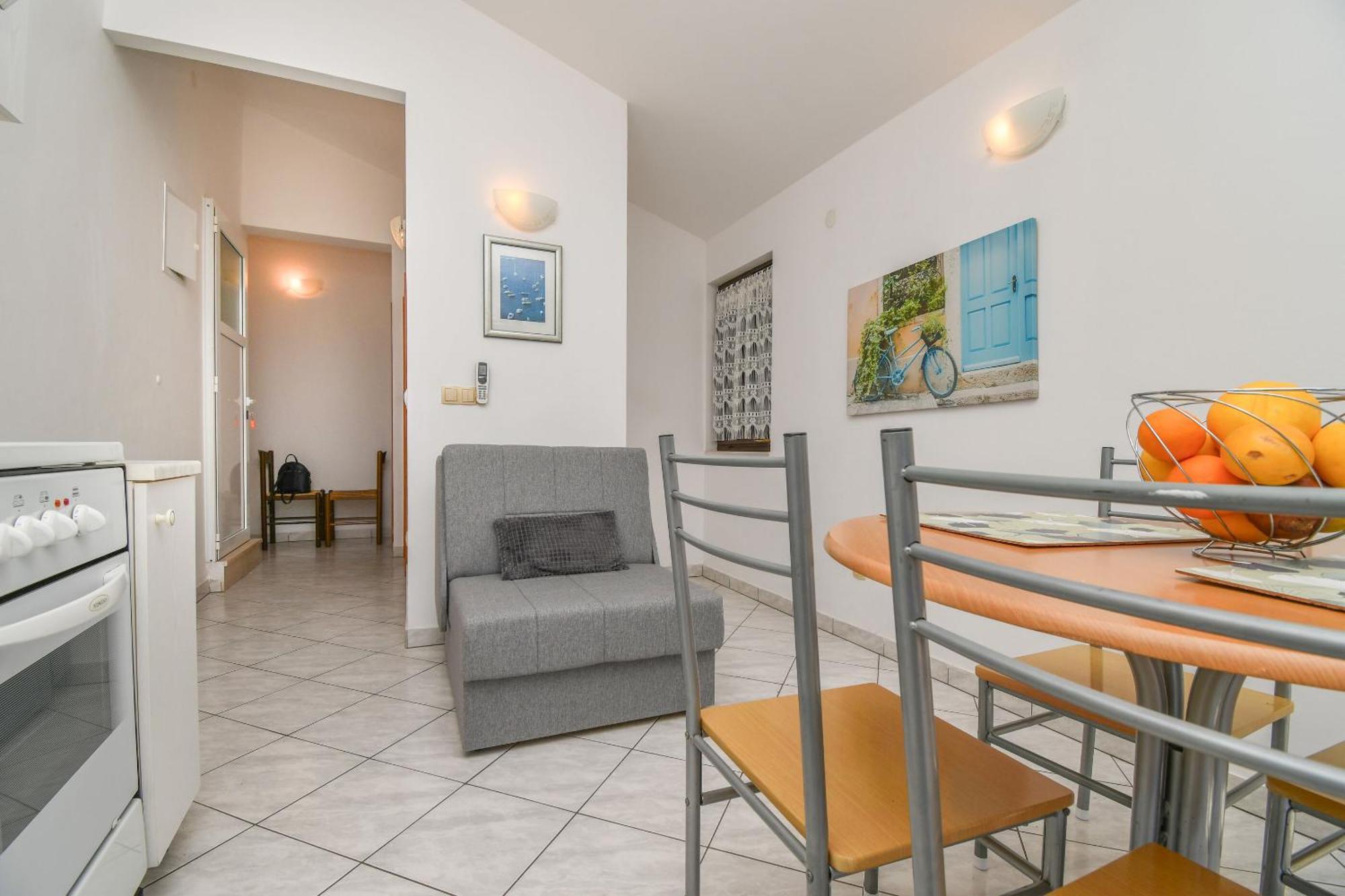 Apartments Biserka - 50 M From Beach Trogir Ngoại thất bức ảnh