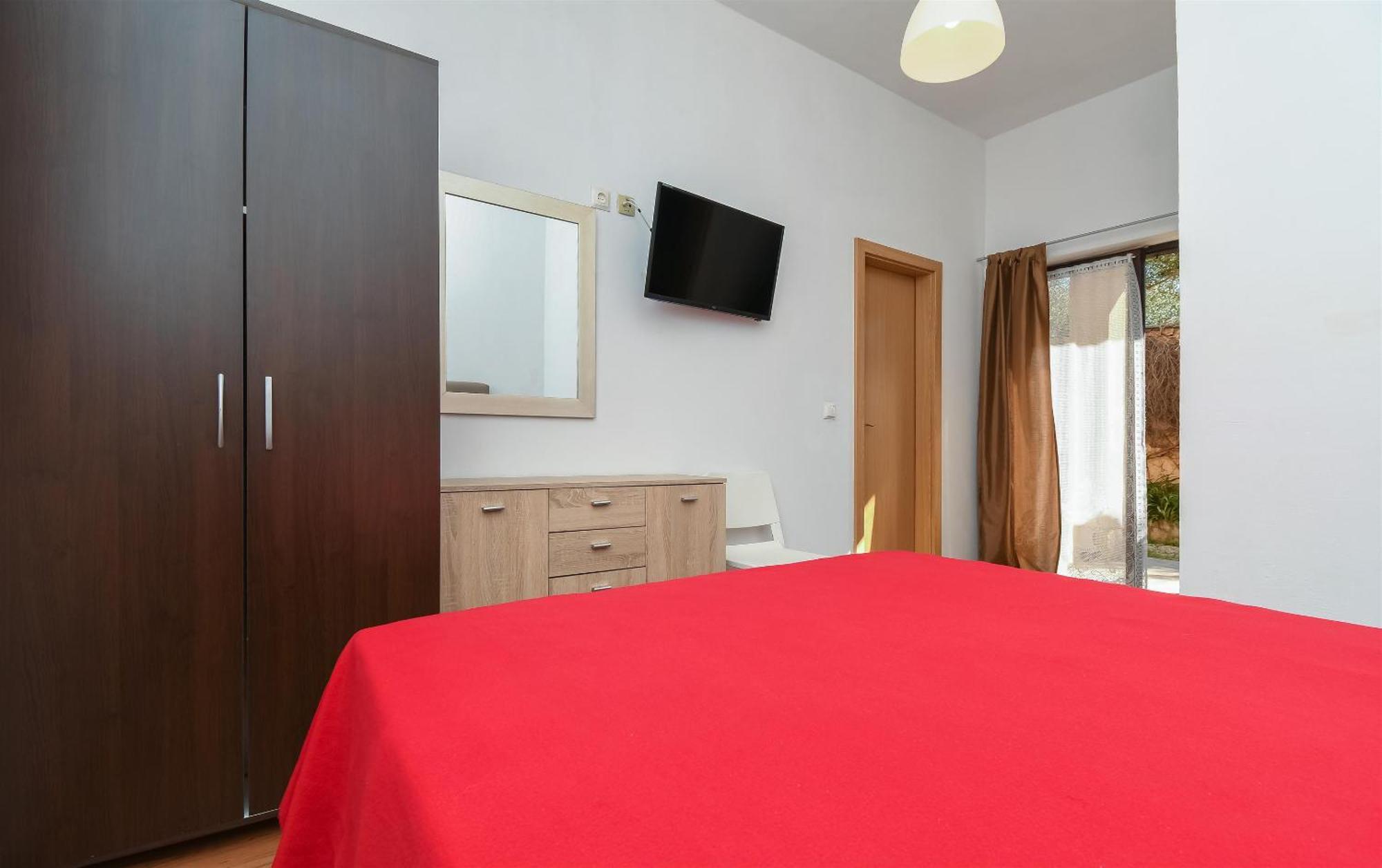 Apartments Biserka - 50 M From Beach Trogir Ngoại thất bức ảnh