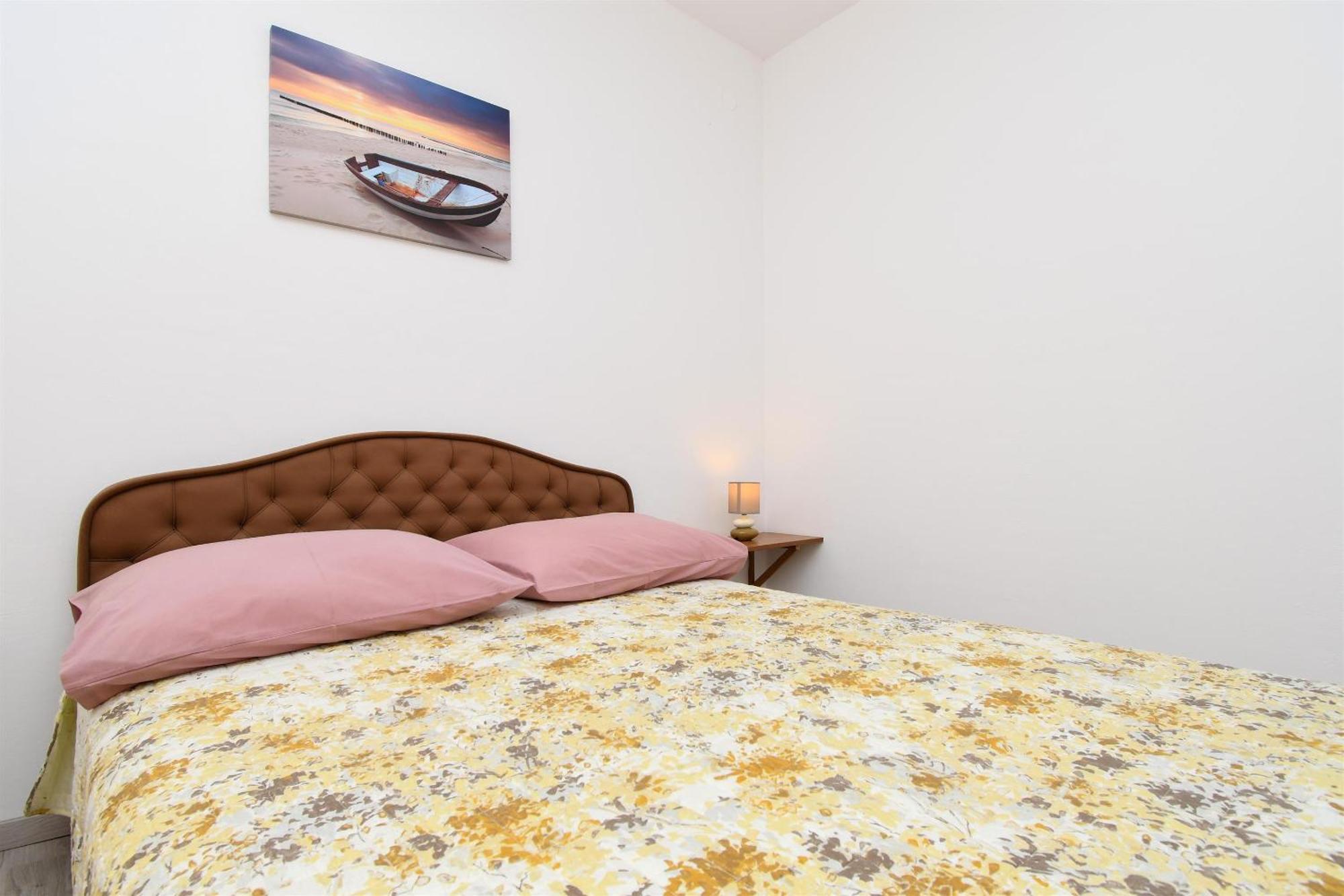 Apartments Biserka - 50 M From Beach Trogir Ngoại thất bức ảnh