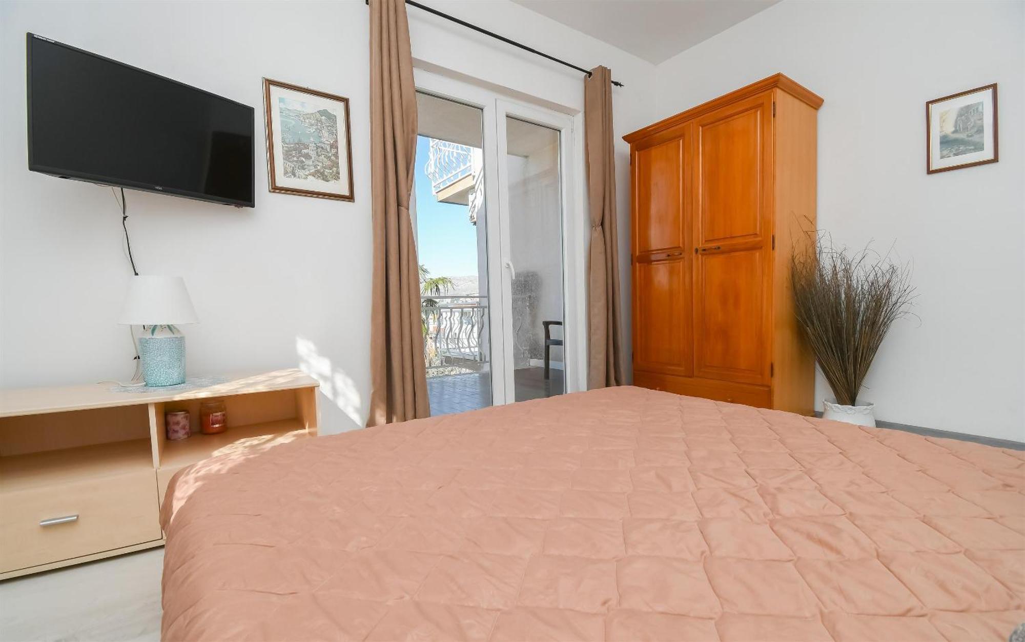 Apartments Biserka - 50 M From Beach Trogir Ngoại thất bức ảnh