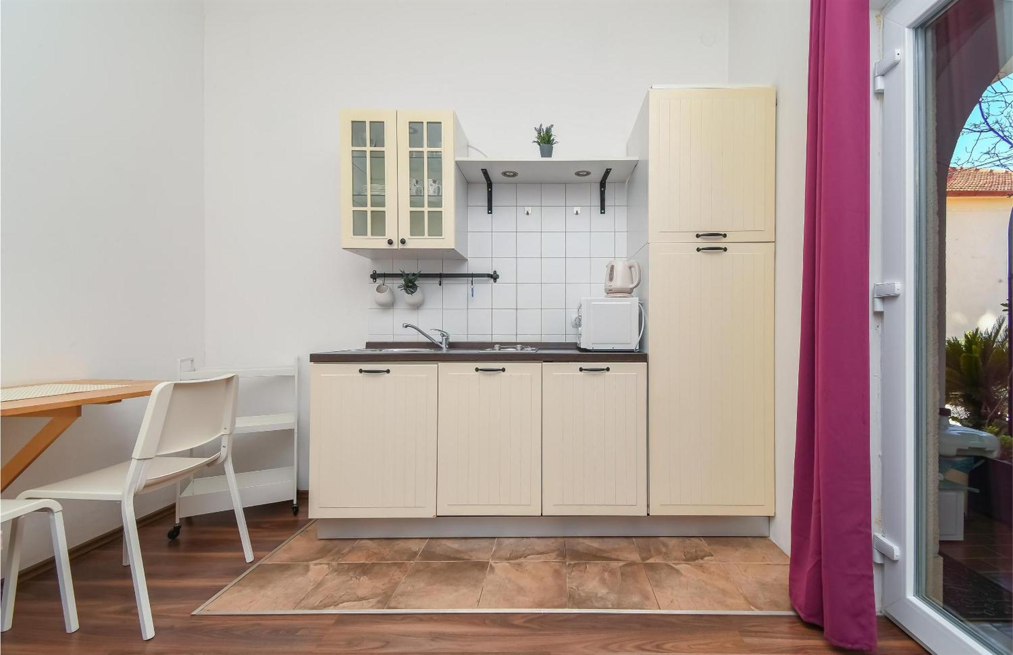 Apartments Biserka - 50 M From Beach Trogir Ngoại thất bức ảnh